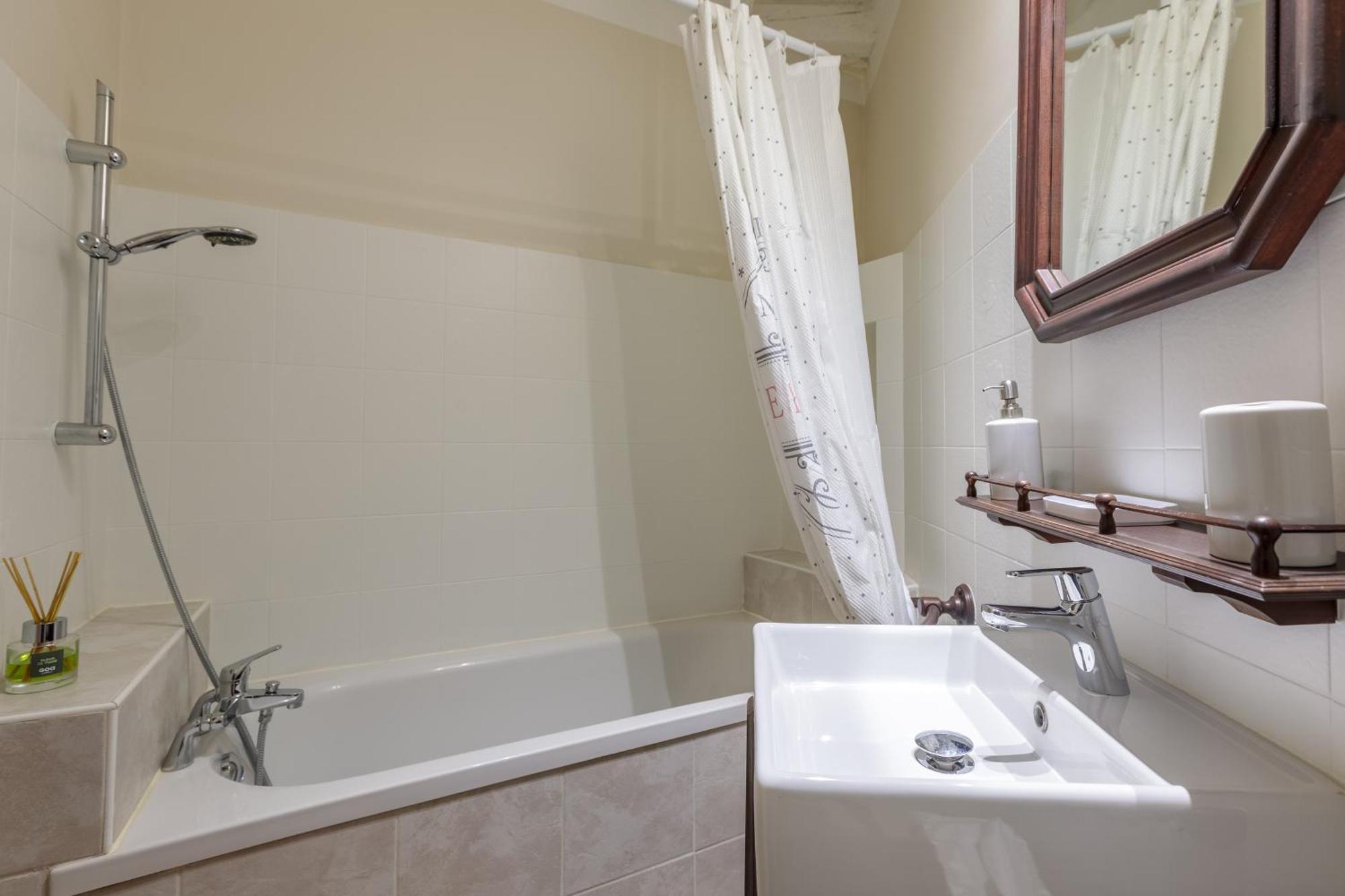 Le Lys Dort Sarlat Bed & Breakfast ภายนอก รูปภาพ